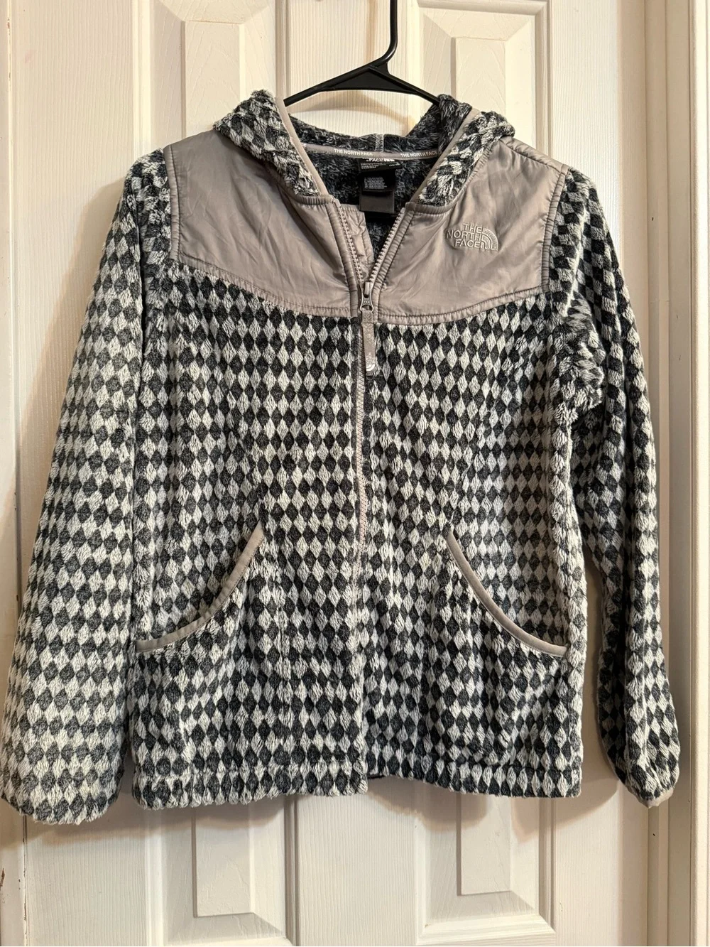 The North Face Kids Gray & Black Diamond-Pattern Fleece Jacket with Hood